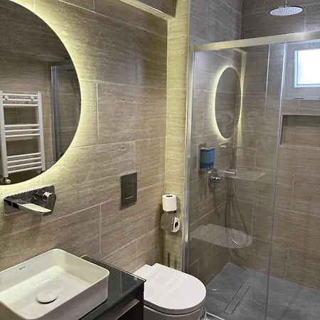 Konyaalti Merkezi Lueks 아파트 *