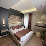 Konyaalti Merkezi Lueks Apartamento Antália